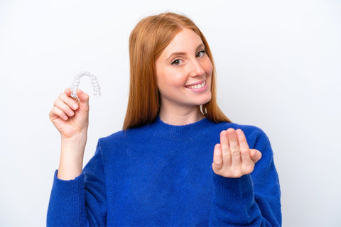 Straighten Your Teeth Without Braces: Why Clear Aligners Are the Smart Choice